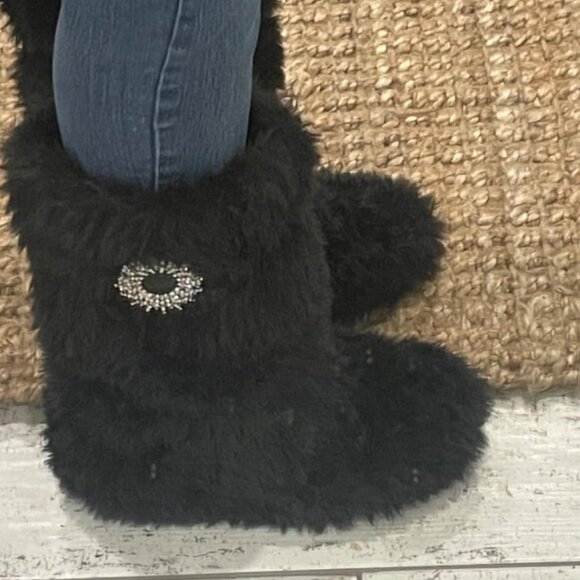 Faux Fur Winter Black Boots - Picture 3 of 7